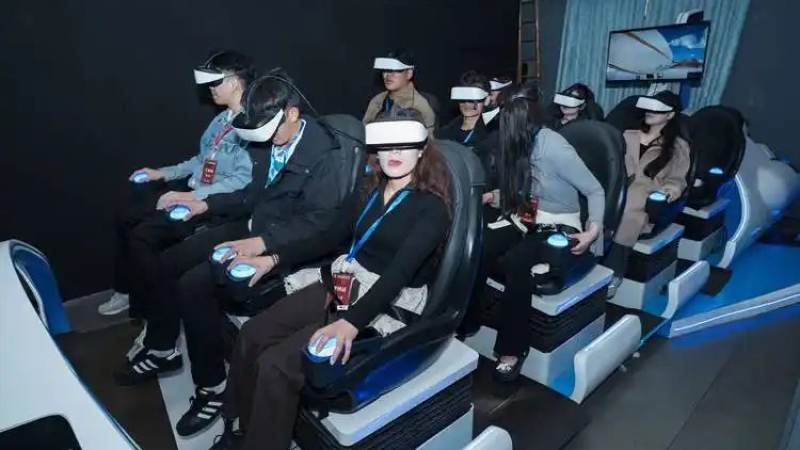 VR体验馆线下门店设备更新动态观察